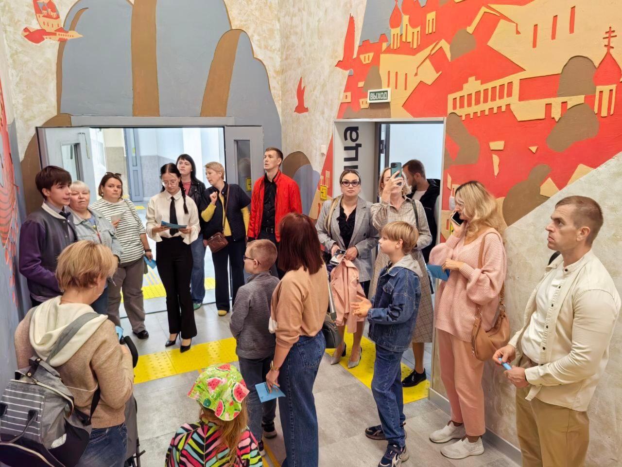 Для всех желающих провели экскурсию по обновленной школе №14 в Коломне