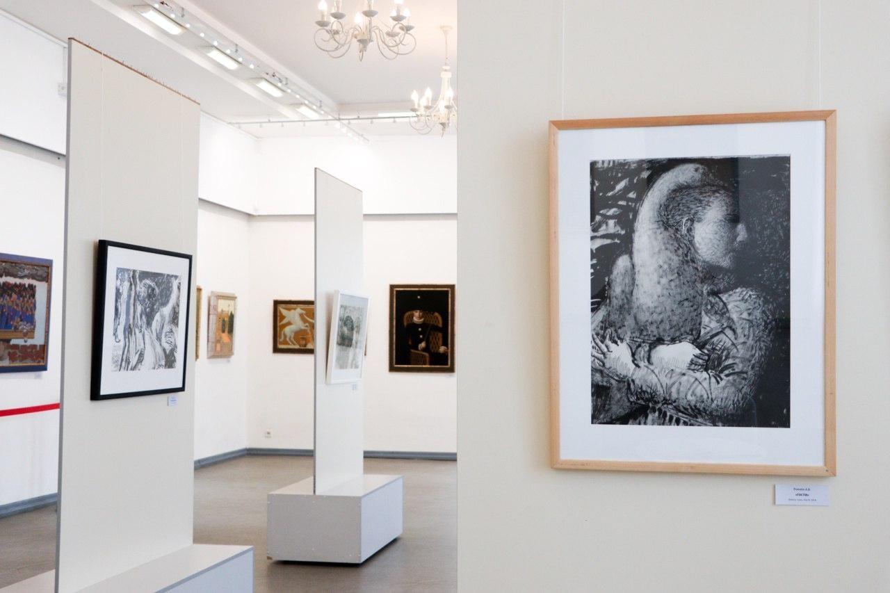 Выставку «По пути и кстати. Коломна» можно увидеть в первом корпусе картинной галереи Коломны