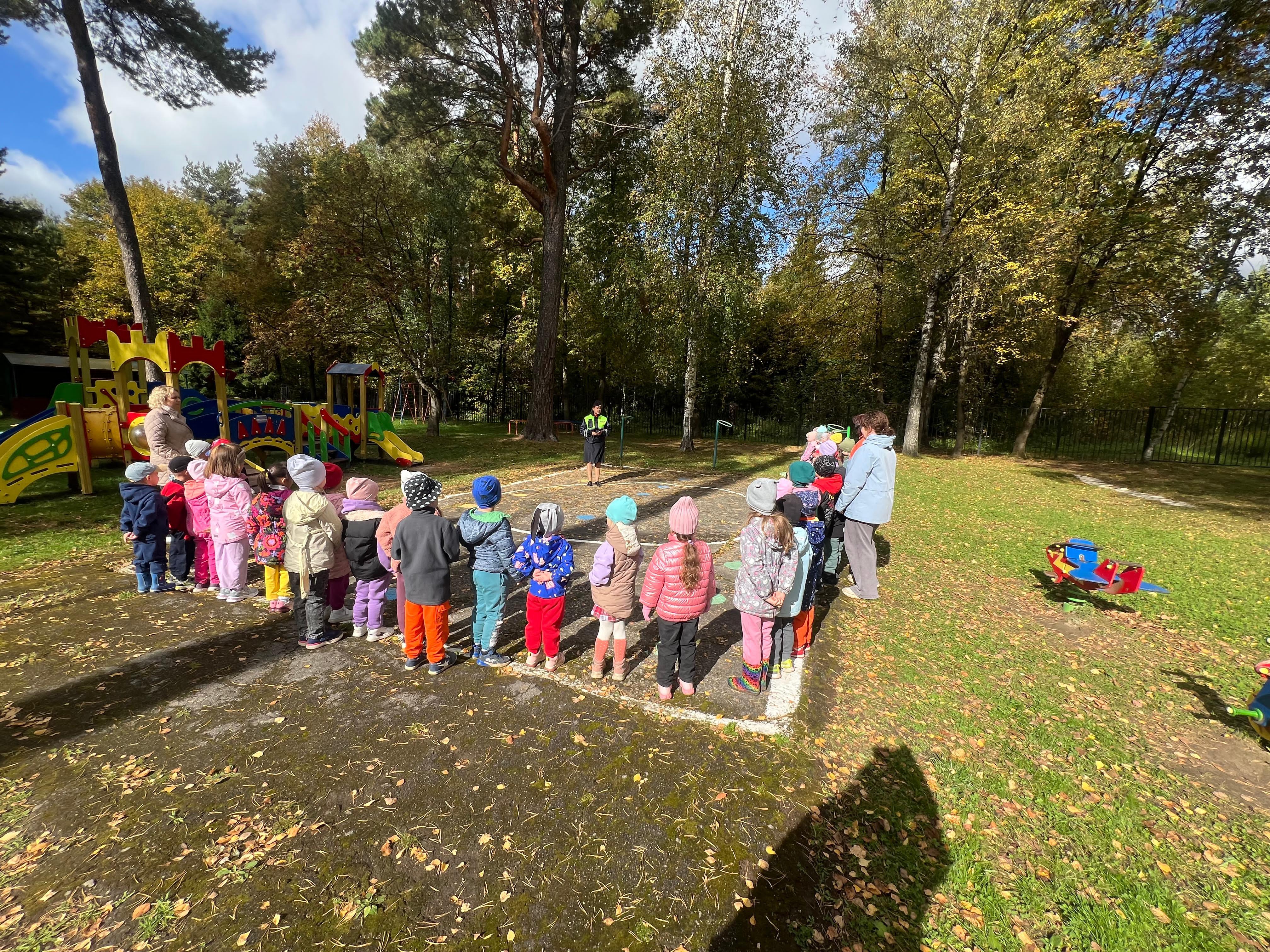 Коломенские дошкольники поучаствовали в уроке безопасности