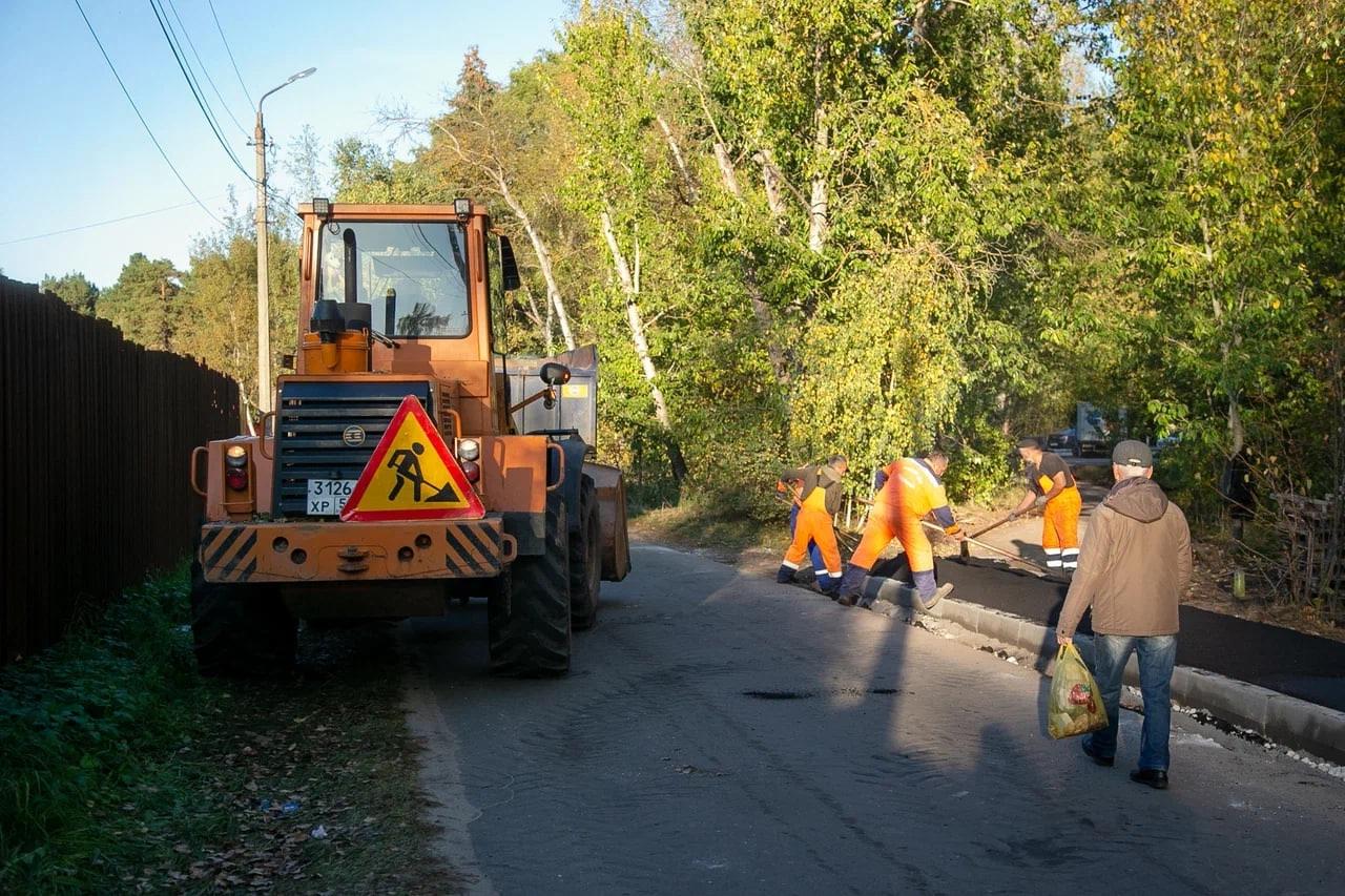 В переулке Крупской завершаются работы по оборудованию нового тротуара