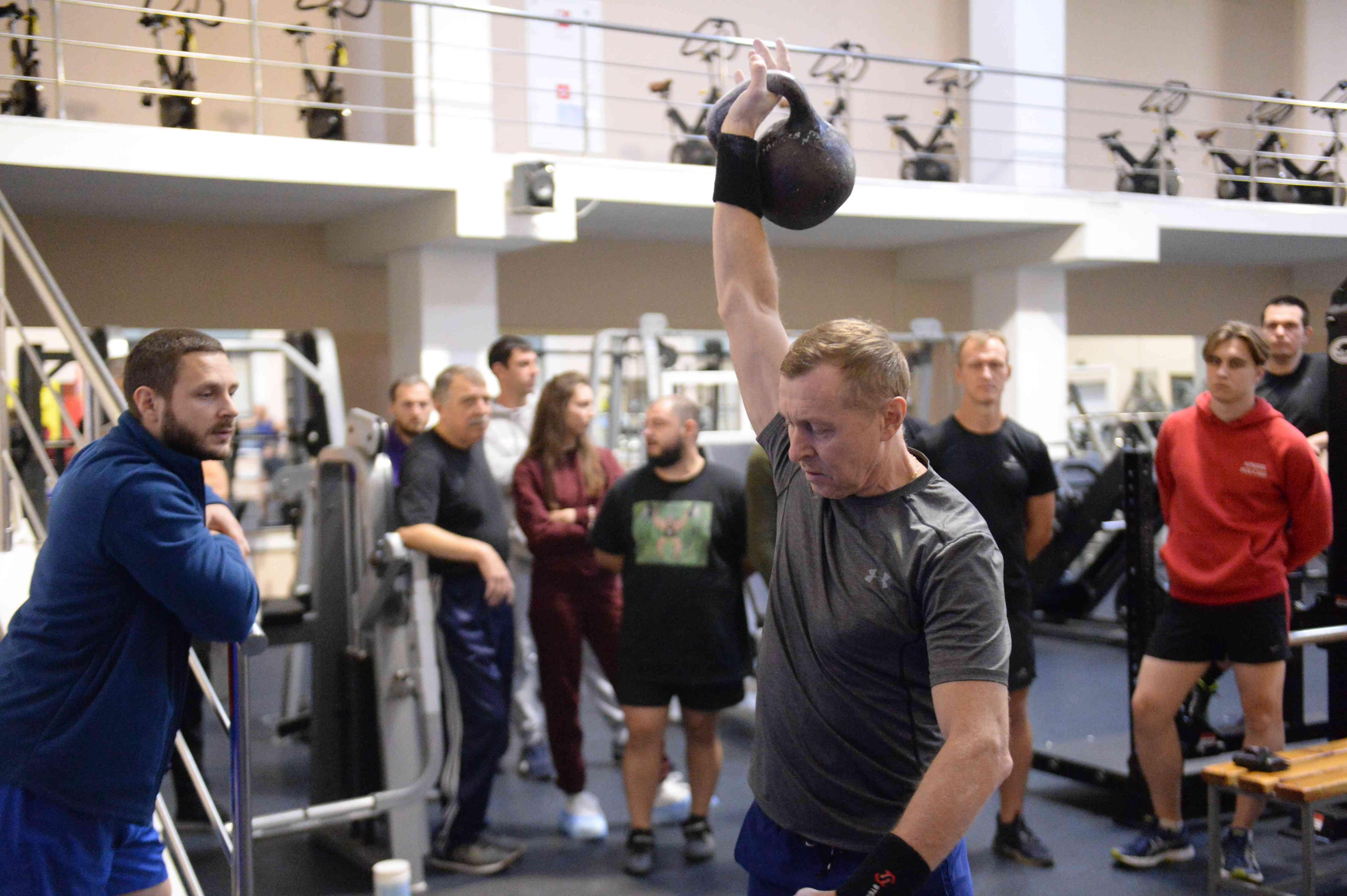 В Коломне прошло лично-командное первенство Конструкторского бюро машиностроения по жиму штанги