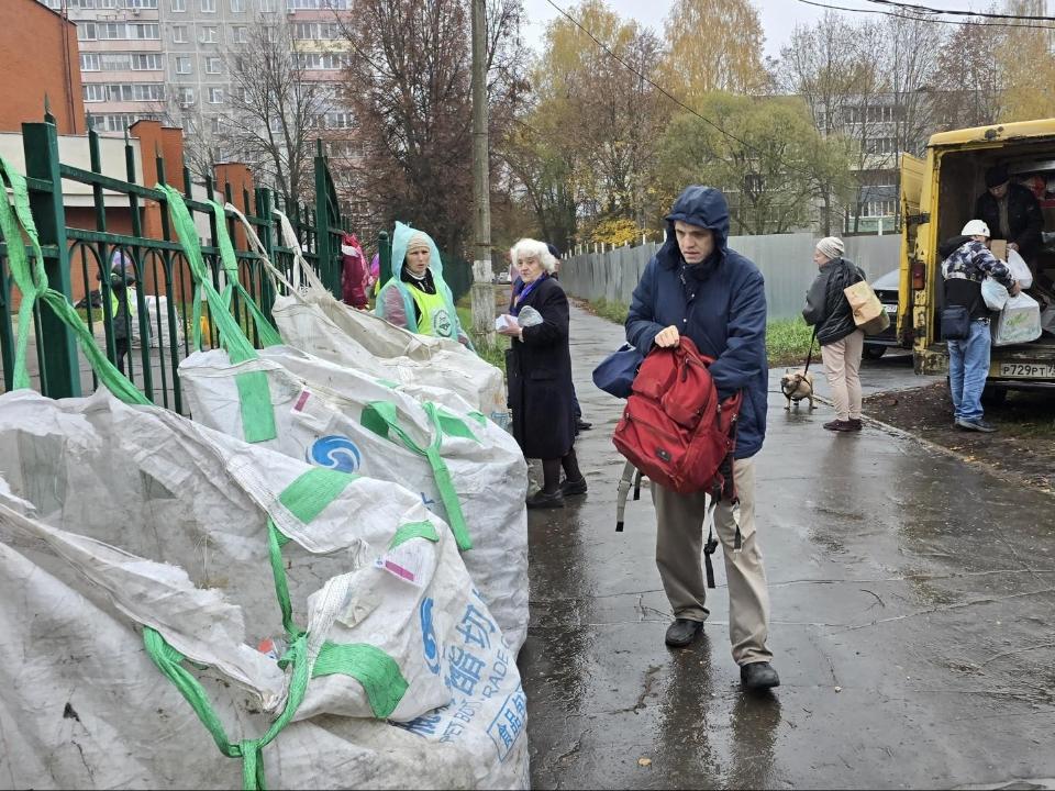 Семь видов вторичного сырья собрали в Коломне на экологической акции