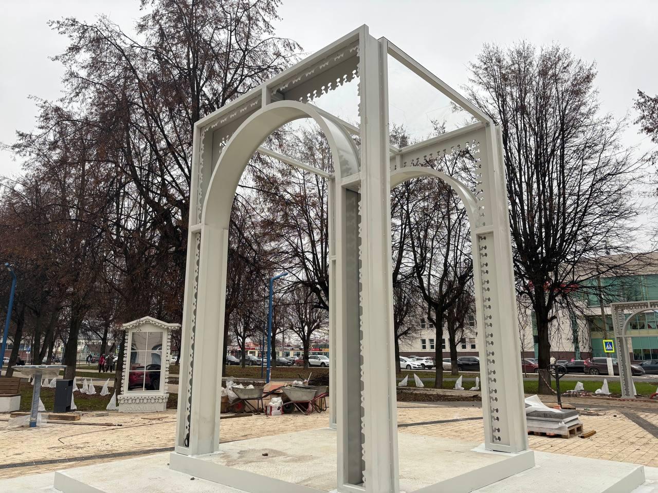 В обновленном сквере имени адмирала С. Г. Горшкова в Коломне появились новые дизайнерские элементы