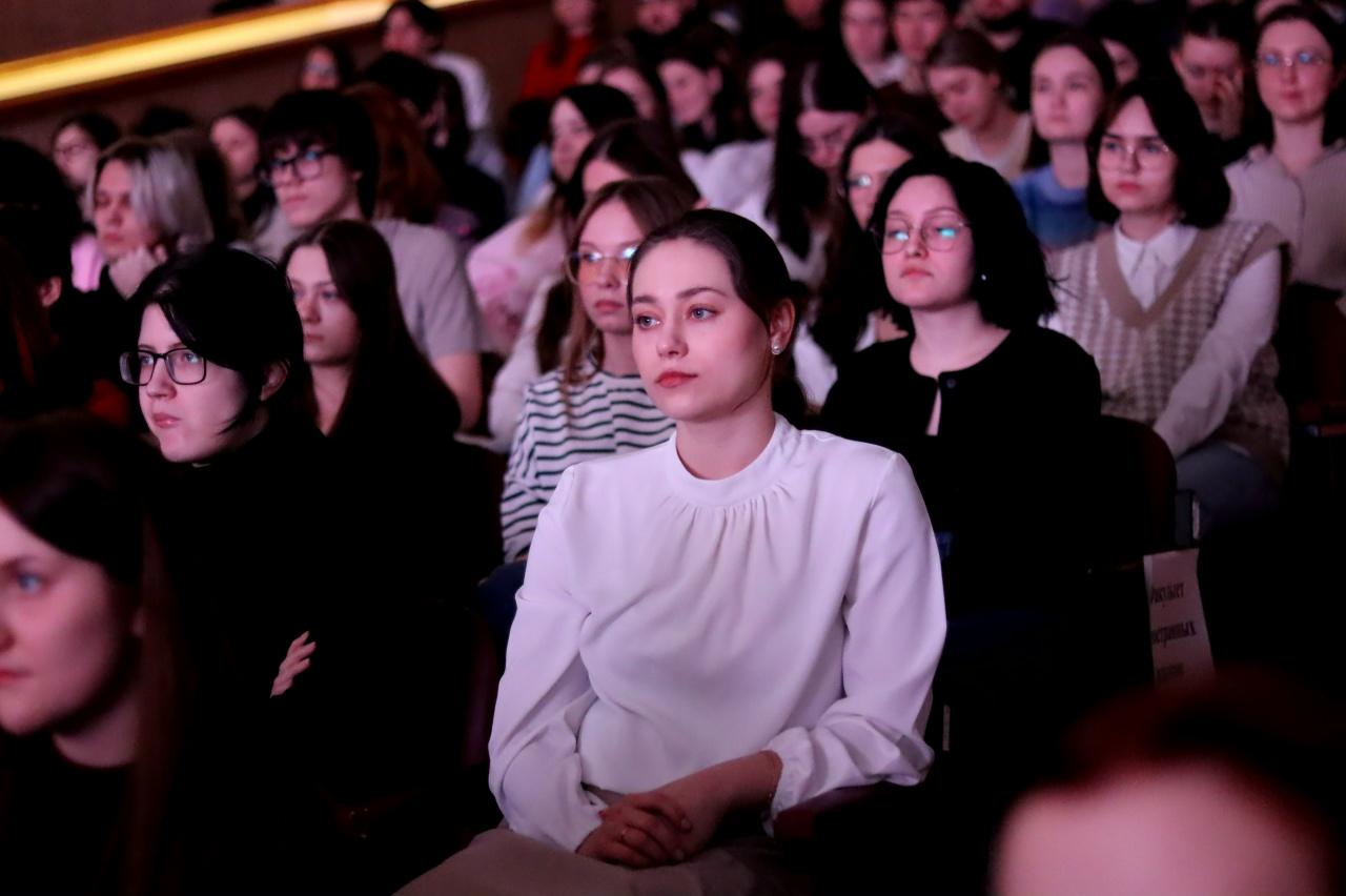 Молодежный театр ГСГУ представит жителям Коломны ретрокомедию