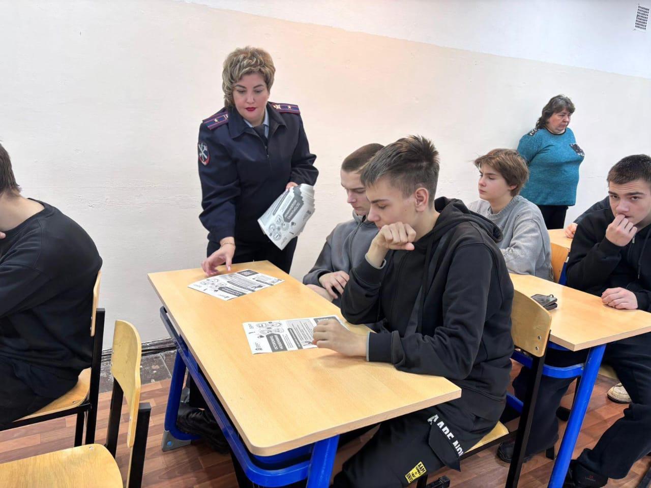 В Коломне сотрудники полиции провели профилактическую беседу в колледже