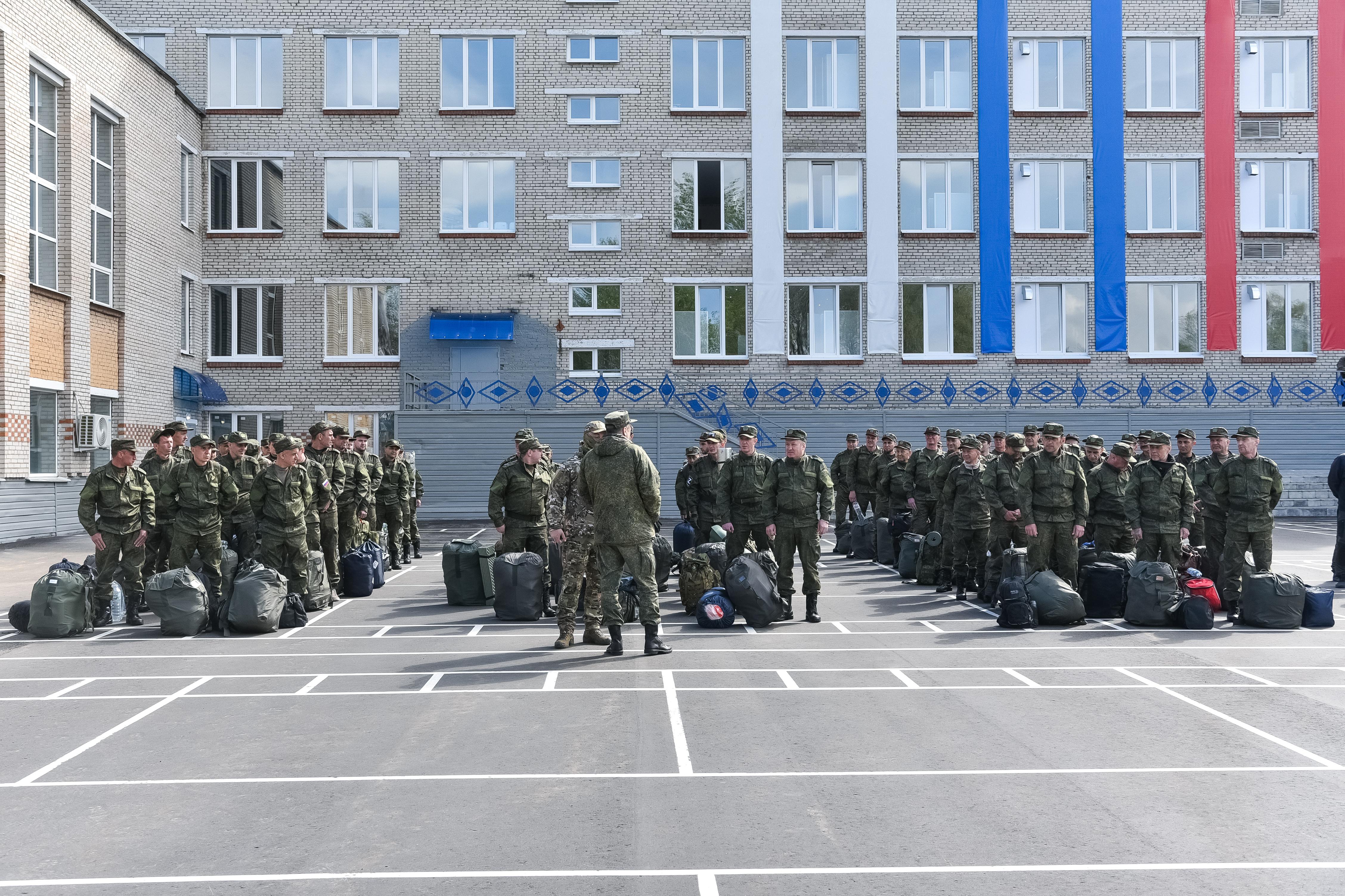 Для участников спецоперации продлили льготу по транспортному налогу