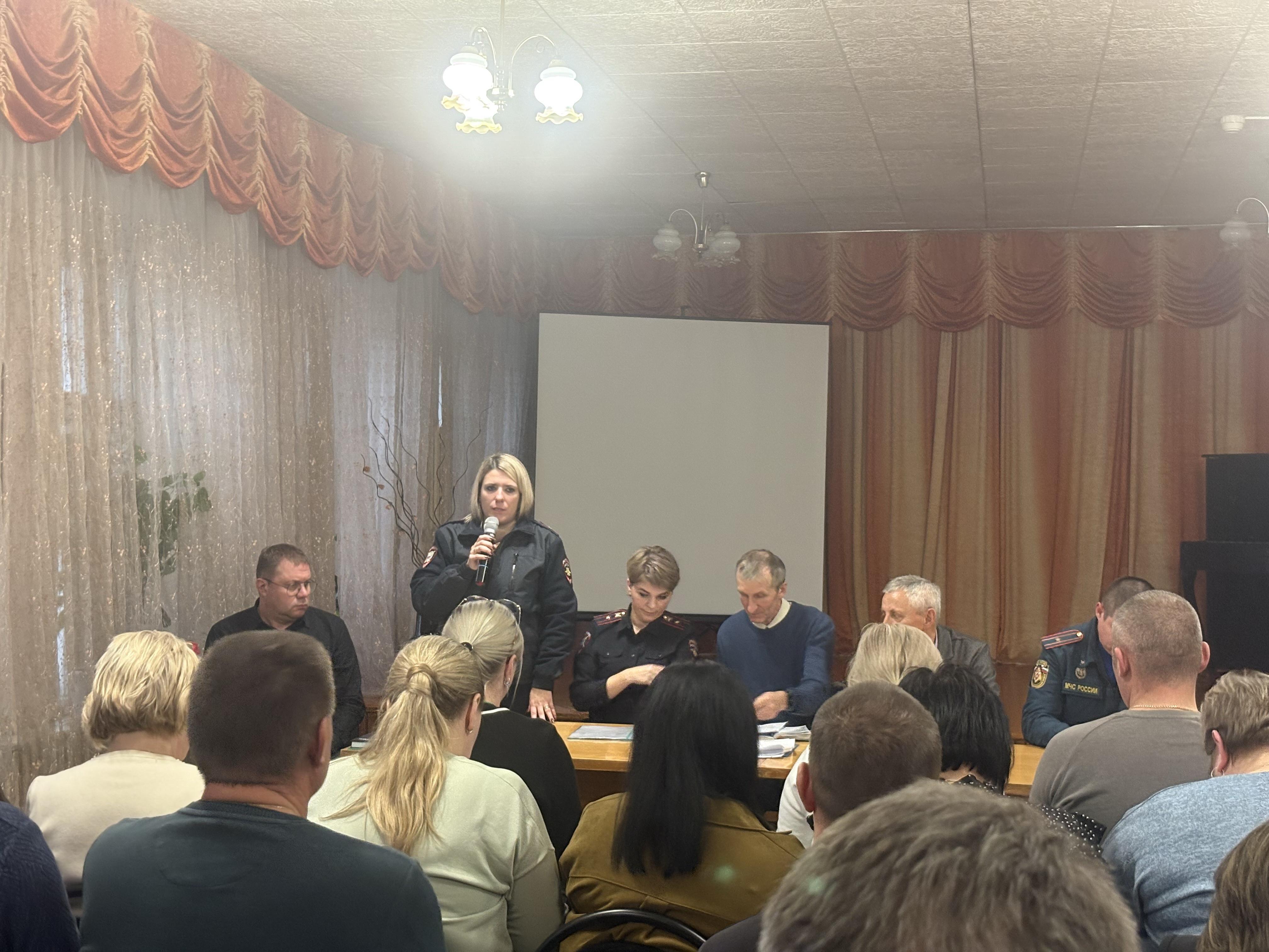 В Коломне прошло совещание по безопасности в дни новогодних праздников и школьных каникул