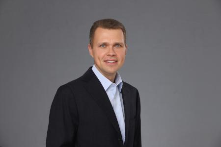 Депутат Государственной думы Никита Чаплин поздравляет жителей округа с праздниками.