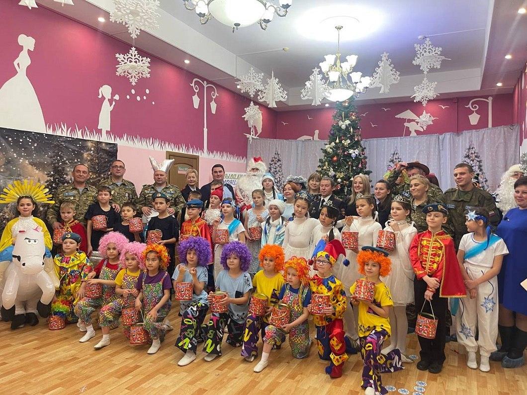 Сотрудники УМВД Коломны поучаствовали в акции &laquo;Полицейский Дед Мороз&raquo;