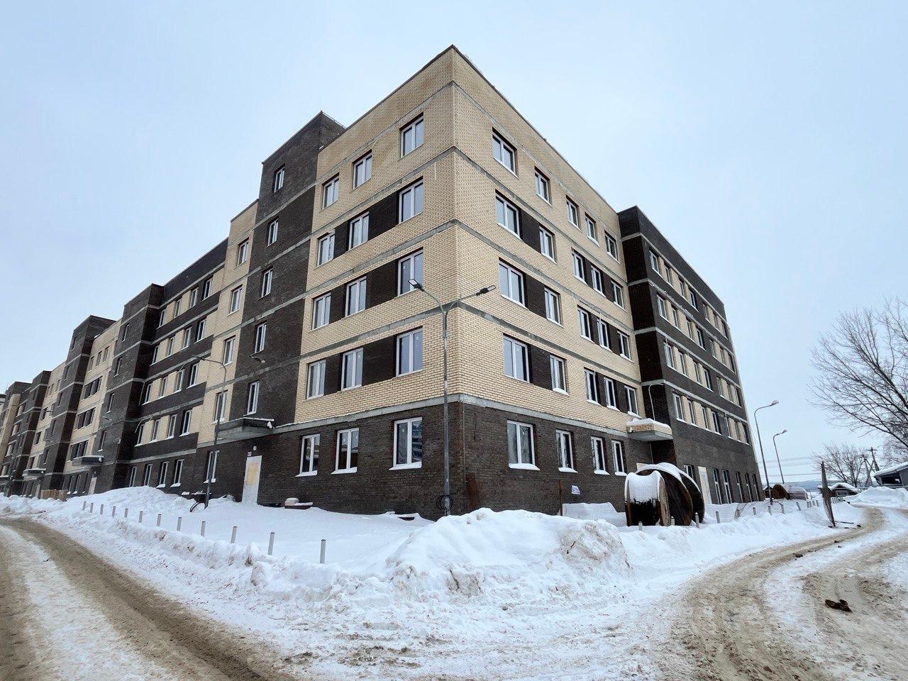 В Озёрах завершается строительство дома для переселенцев из аварийного жилья