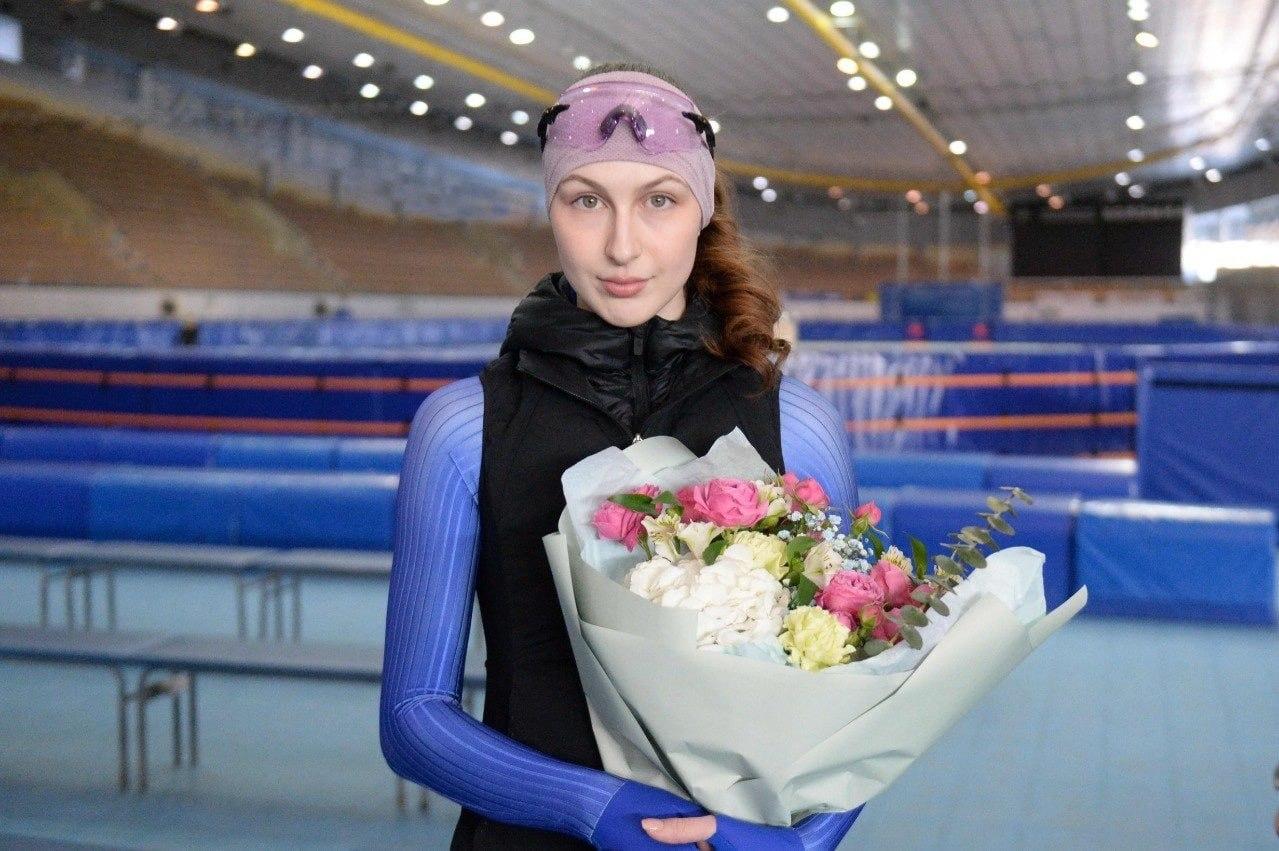 Поборется за медаль в Италии: конькобежка из Коломны улетела на Олимпиаду