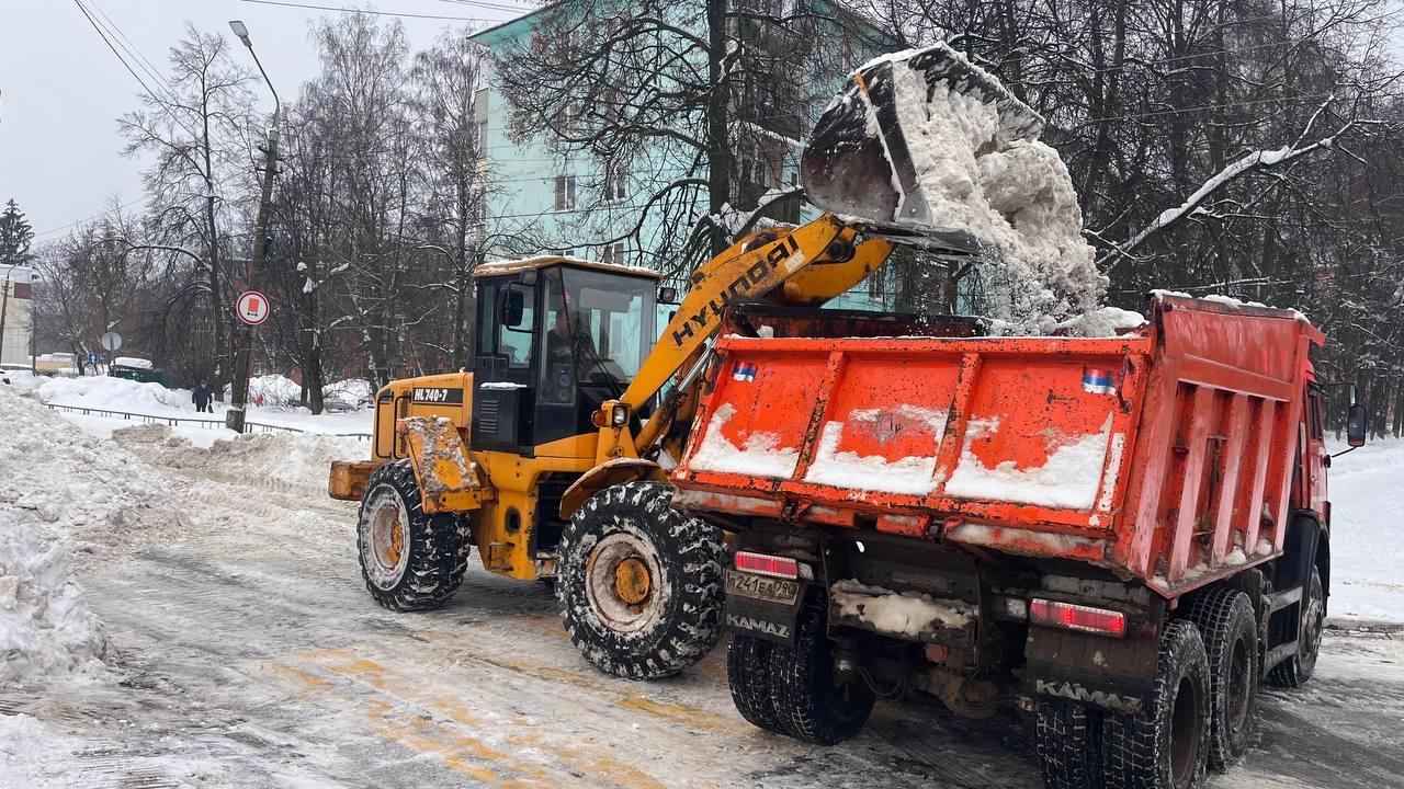 Последствия нового снегопада устраняют дорожные и коммунальные службы Городского округа Коломна