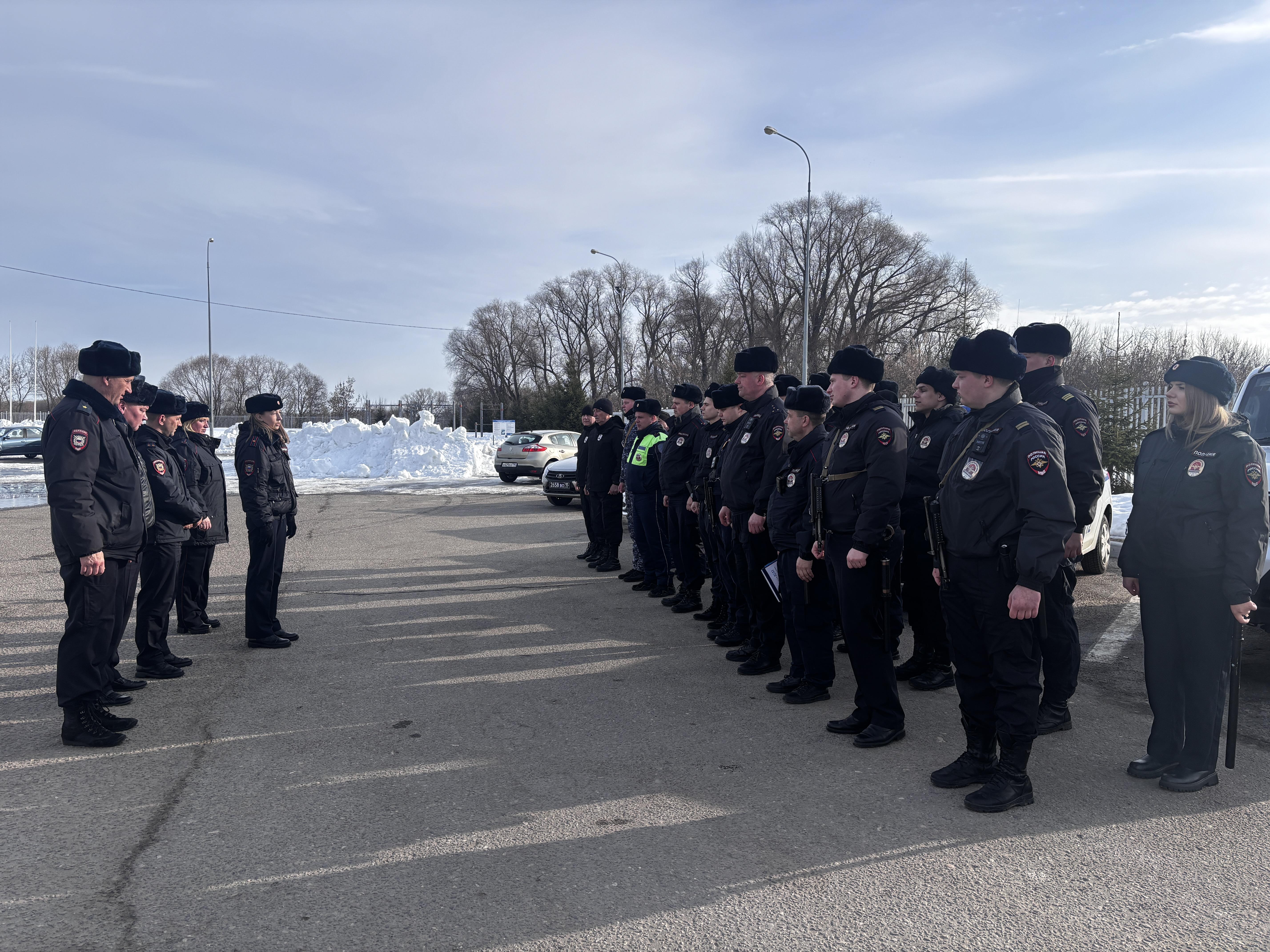 Коломенские полицейские приняли участие в общегородском гарнизонном смотре