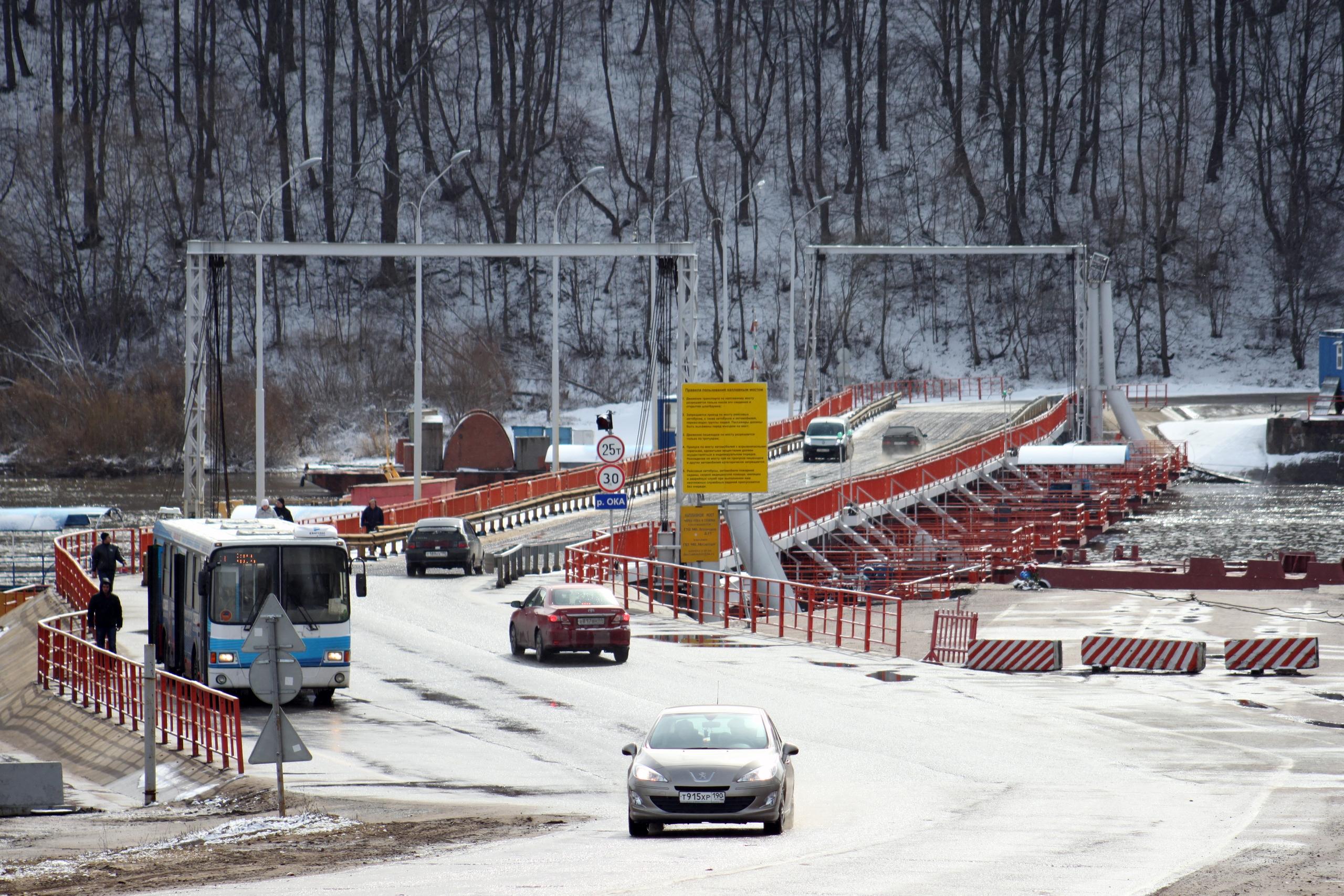 В Озёрах 22 марта в 10:00 закроют наплавной мост из-за предельного подъёма уровня воды в р. Оке