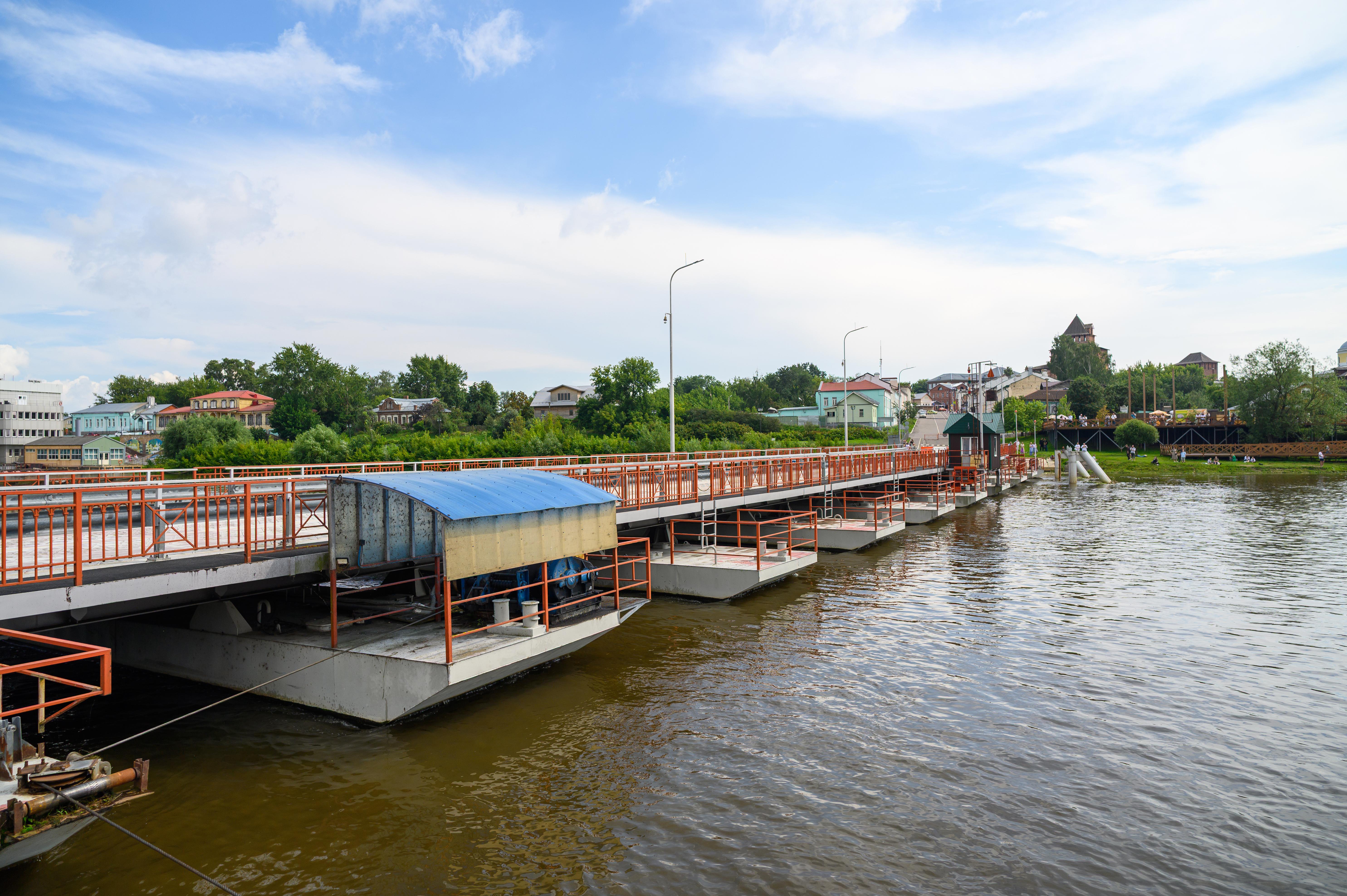 Бобреневский наплавной пешеходный мост в Коломне открыт для движения пешеходов