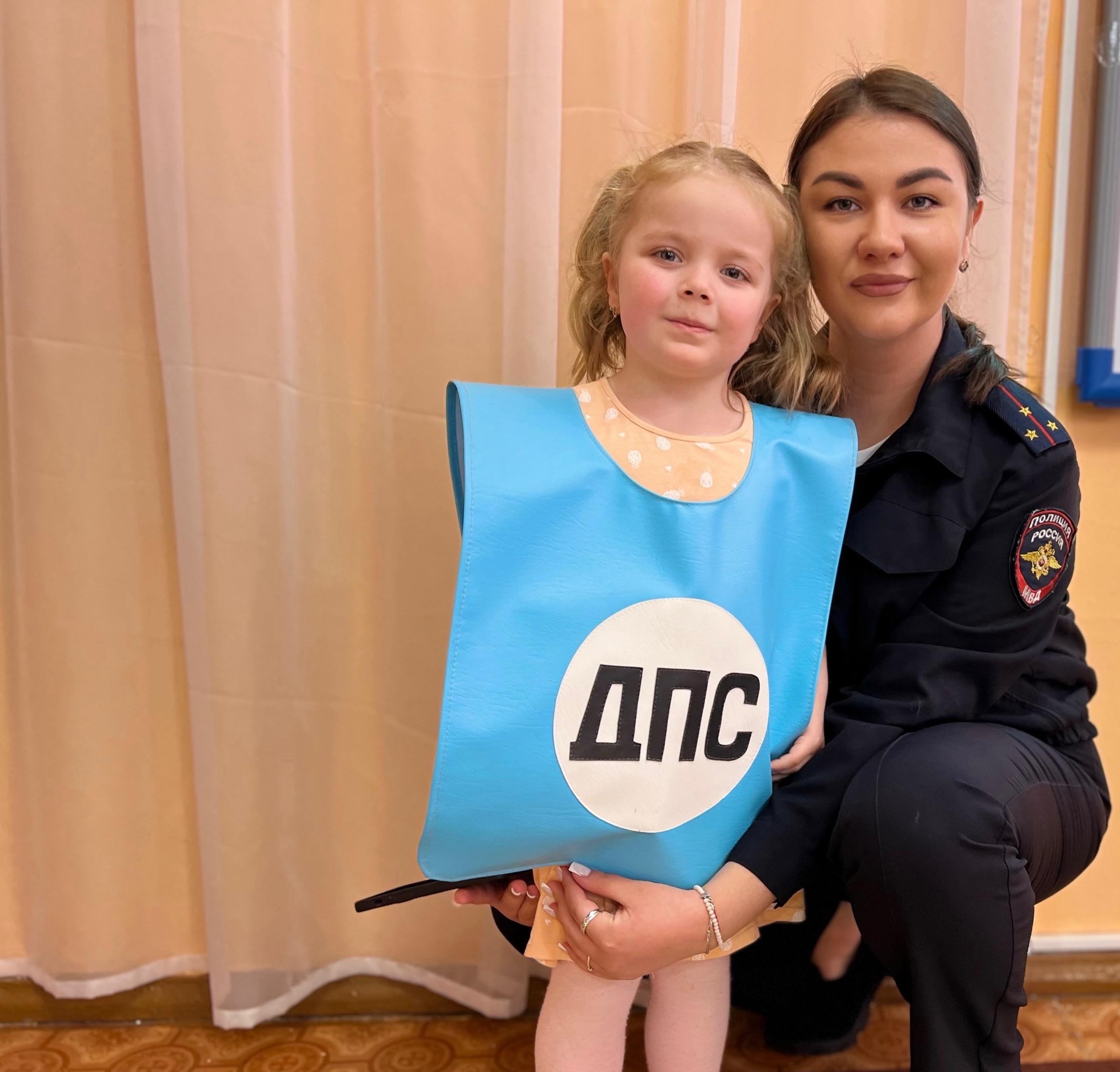 Дошкольники Коломны выучили правила безопасного поведения на дорогах