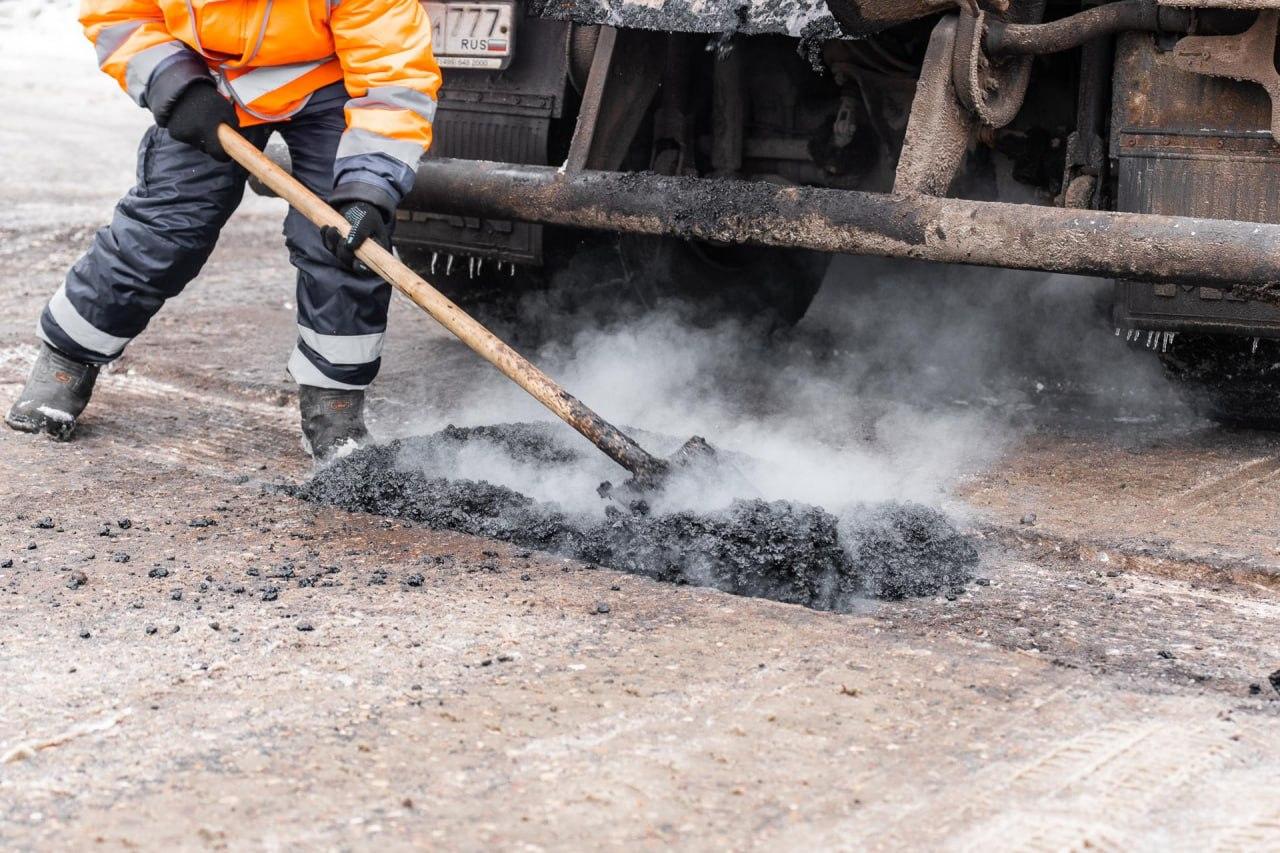 В Городском округе Коломна приводят в порядок элементы дорожной инфраструктуры