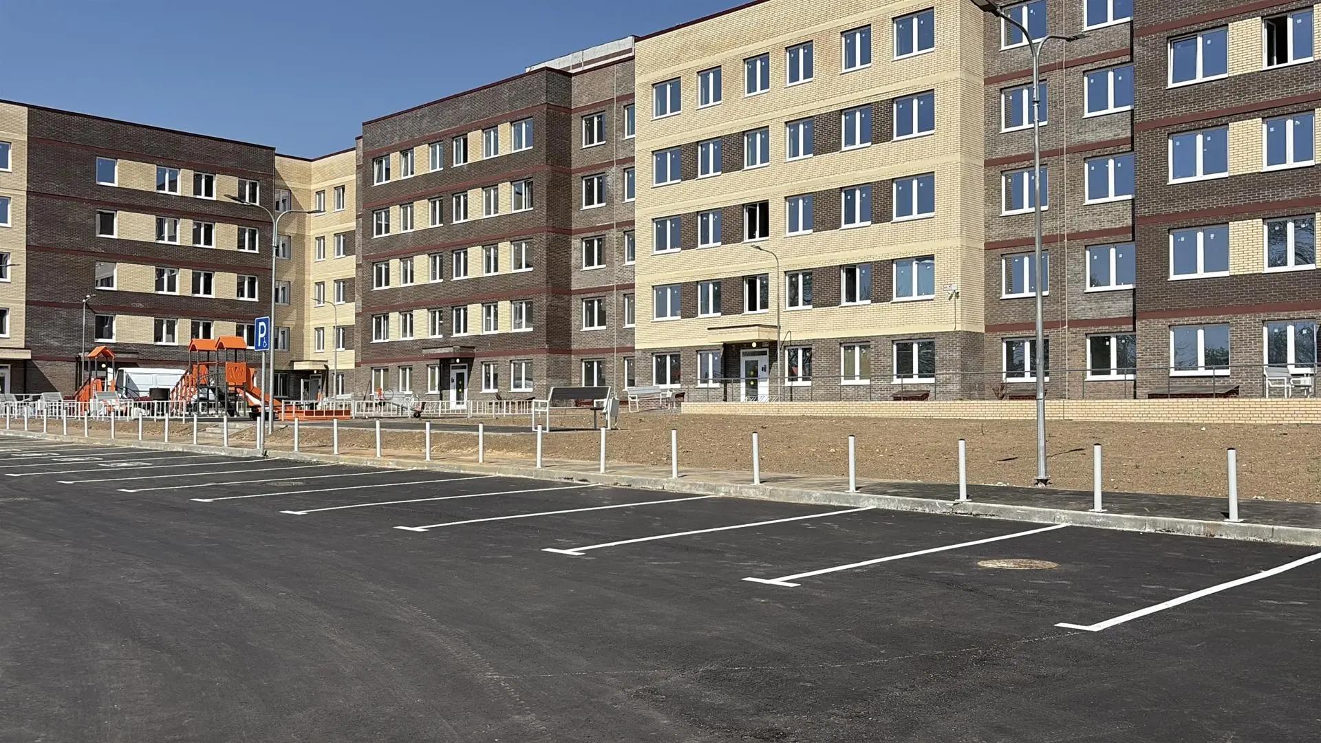В Озёрах завершилось строительство современного жилого комплекса для переселенцев из аварийного фонда