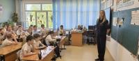Сотрудником ОЛРР по Коломенскому району в подшефной организации МБОУ СОШ 14 проведен урок мужества в предверии 81 годовщины Победы в Великой Отечественной Войне