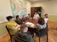 Координатор проекта "Городская среда" партии Единая Россия Денис Лубяной провёл встречу с жителями по вопросам комфортной городской среды